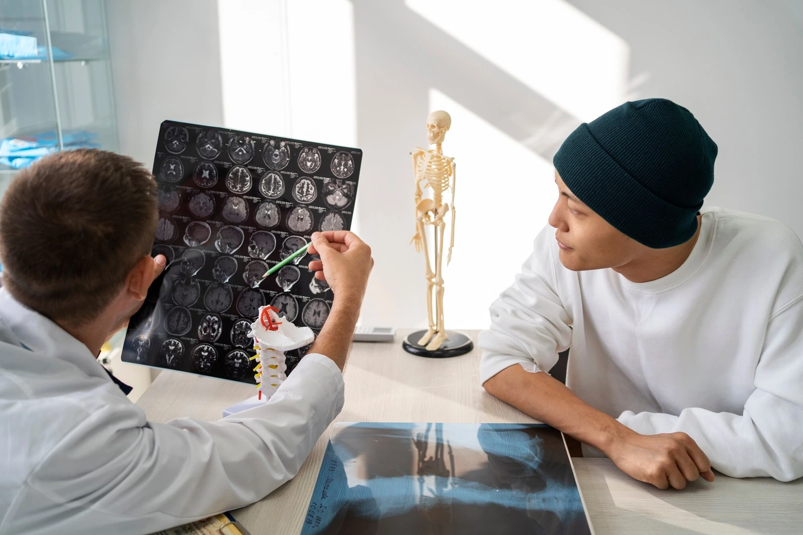 A family supporting a relative after a brain injury