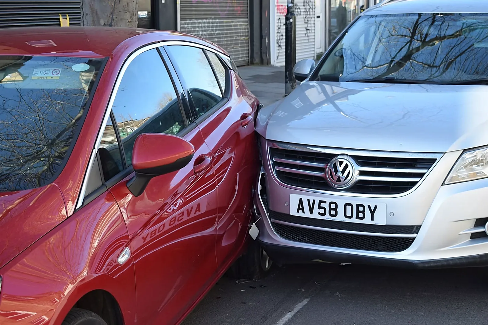 Vehicles positioned after a chain reaction crash